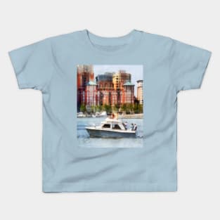 Baltimore MD - Cabin Cruiser by Baltimore Skyline Kids T-Shirt